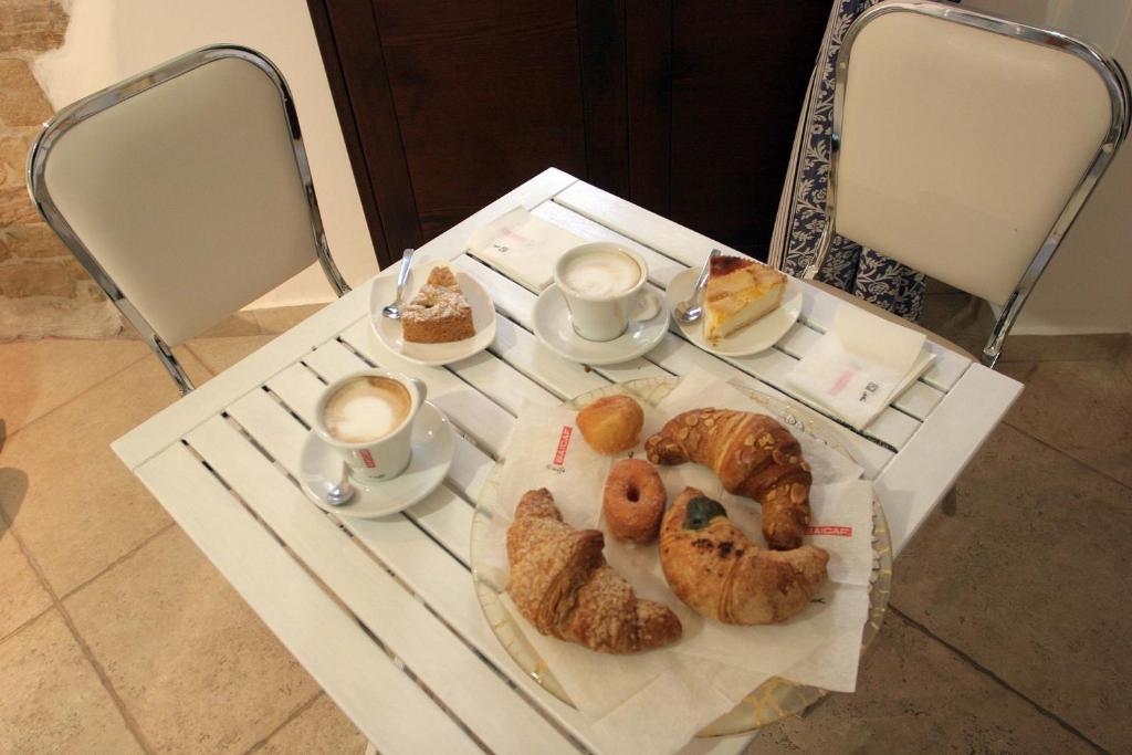 Saint Nicholas Plaza Hotel Bari Exterior foto